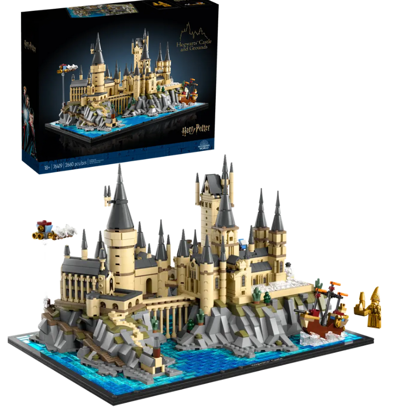 Hogwarts Castle & Grounds | 2660 PCS