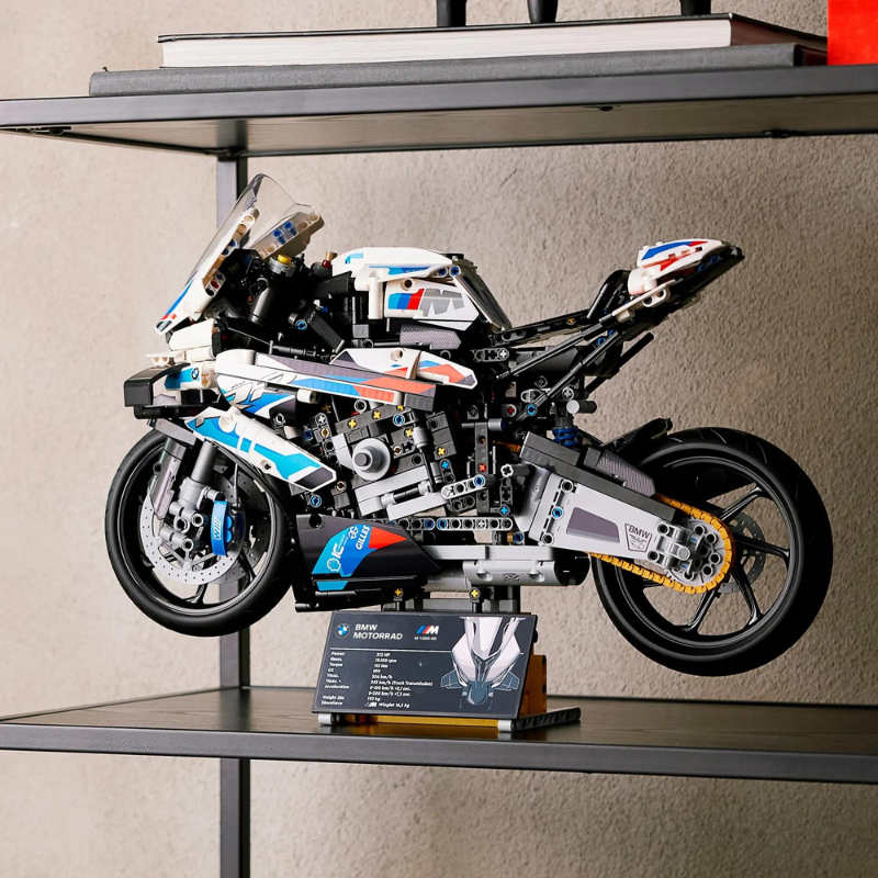 BMW M 1000 RR Technic | 1.920 peças – Modelo em escala 1:5