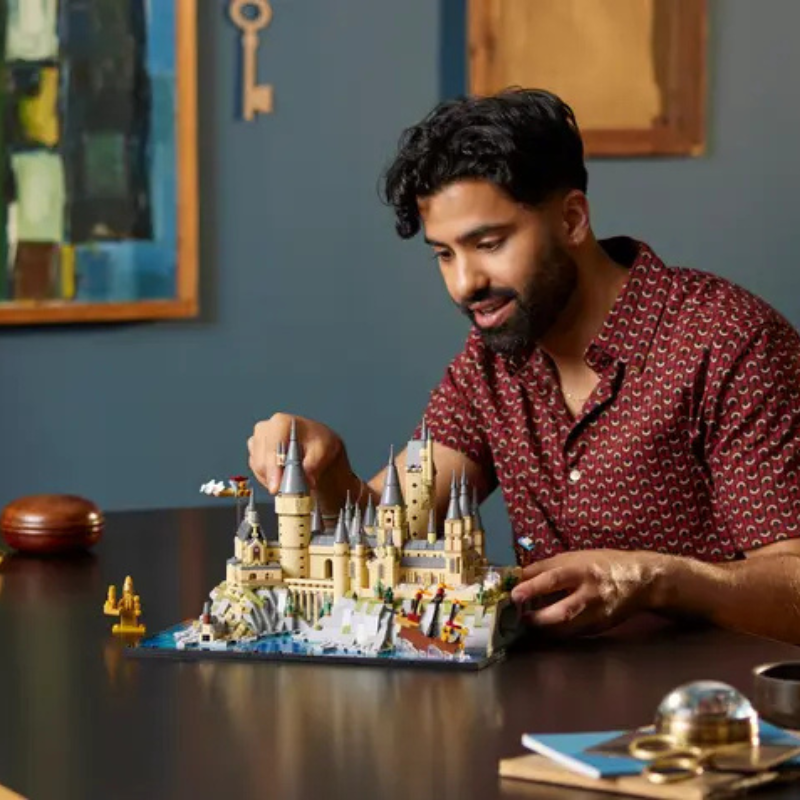 Hogwarts Castle & Grounds | 2660 PCS
