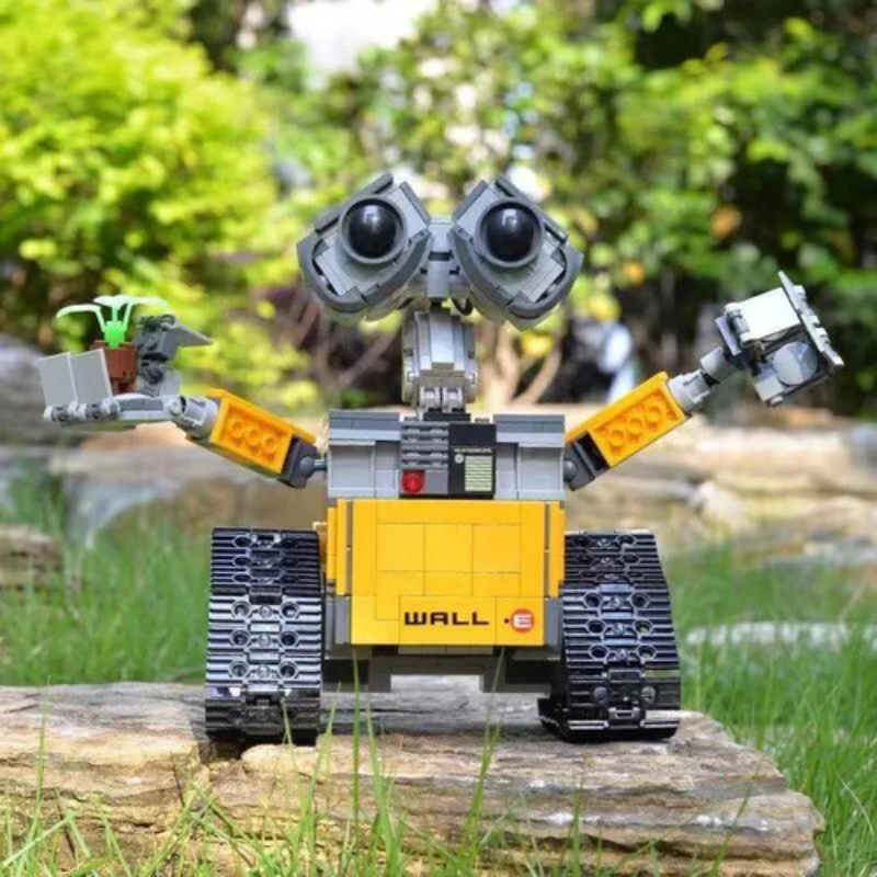 Wall-E Building Set | 687 PCS