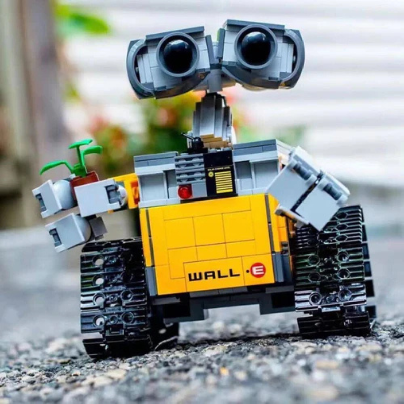 Wall-E Building Set | 687 PCS