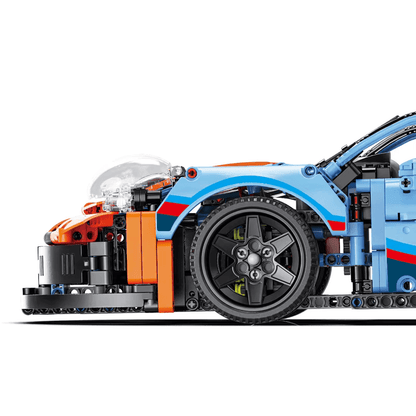Porsche 911 RSR Technic | 1.580 PCS – 1:8 Scale Model