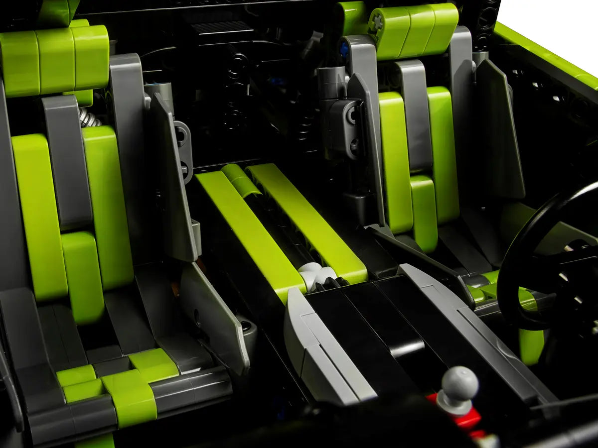Lamborghini Sián FKP 37 Technic | 3.696 PCS – 1:8 Scale Model