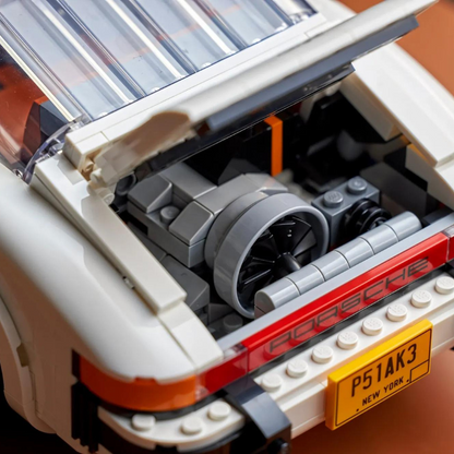 Porsche 911 Turbo & Targa Technic | 1.450 PCS – 1:10 Scale Model