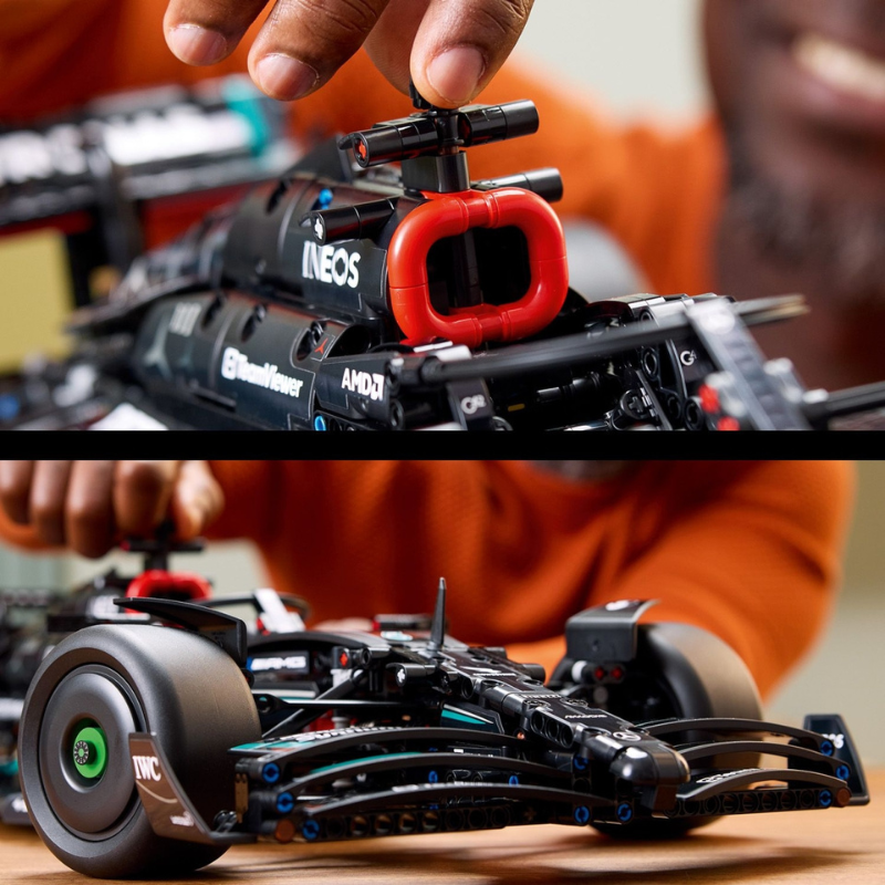 Mercedes-AMG F1 W14 Technic | 1.642 PCS – 1:8 Scale Model