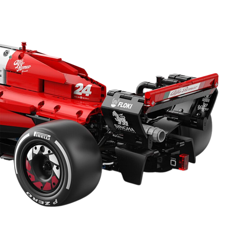 Alfa Romeo ORLEN C42 F1 Technic | 1.770 PCS – 1:8 Scale Model