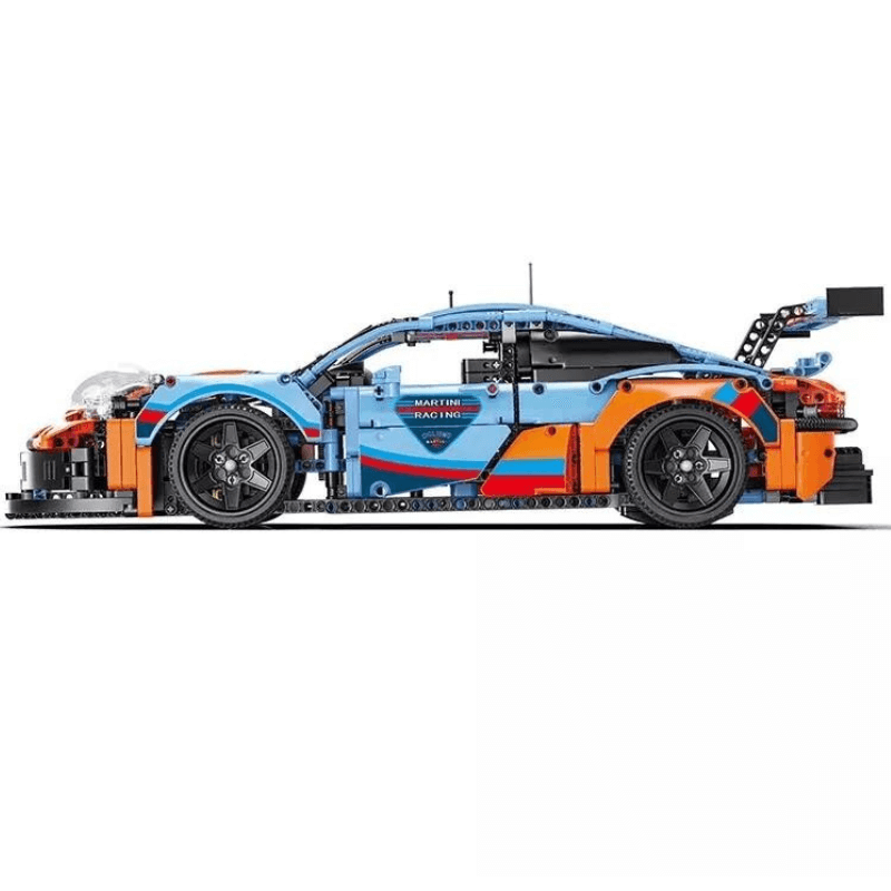 Porsche 911 RSR Technic | 1.580 PCS – 1:8 Scale Model