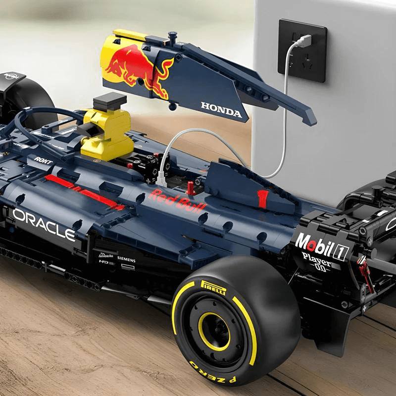 F1 Red Bull Racing Oracle Technic | 2.463 PCS – 1:8 Scale Model