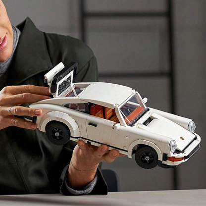 Porsche 911 Turbo & Targa Technic | 1.450 PCS – 1:10 Scale Model
