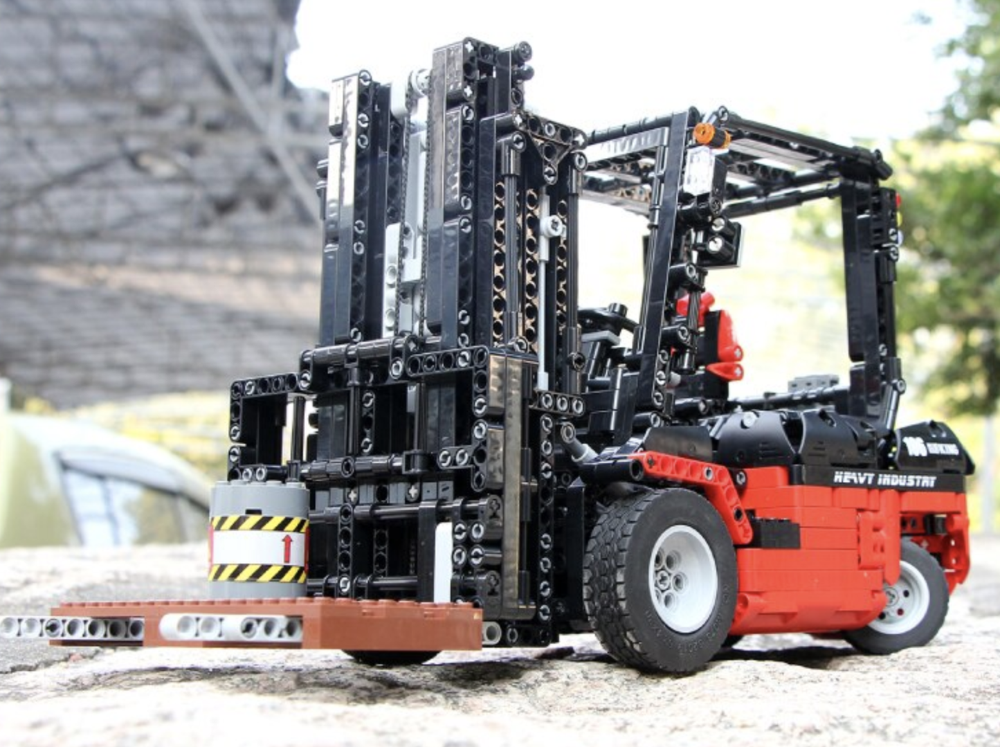 Remote Controlled Forklift 1718pcs